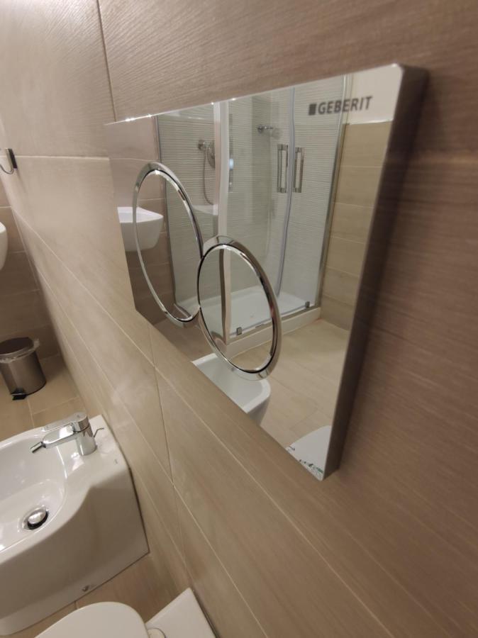 Sami Luxury Rooms 3 8 0 7 9 4 9 2 5 3 Syracuse Exterior photo