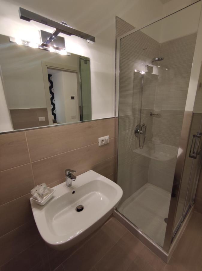 Sami Luxury Rooms 3 8 0 7 9 4 9 2 5 3 Syracuse Exterior photo