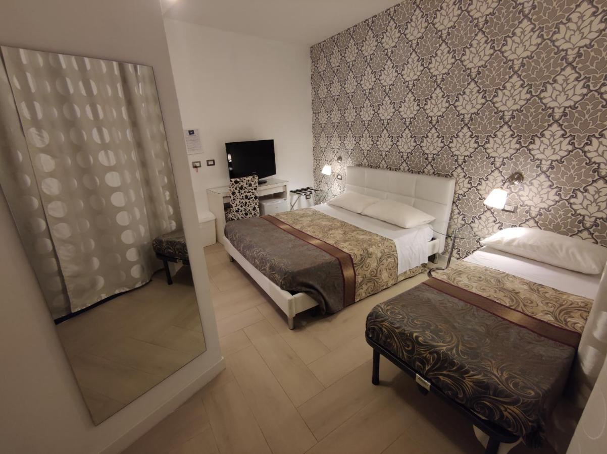 Sami Luxury Rooms 3 8 0 7 9 4 9 2 5 3 Syracuse Exterior photo